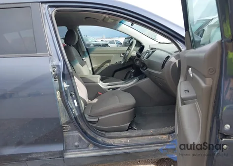 2012 Kia Sportage Lx z USA, uszkodzony, nr VIN KNDPB3A24C7263288